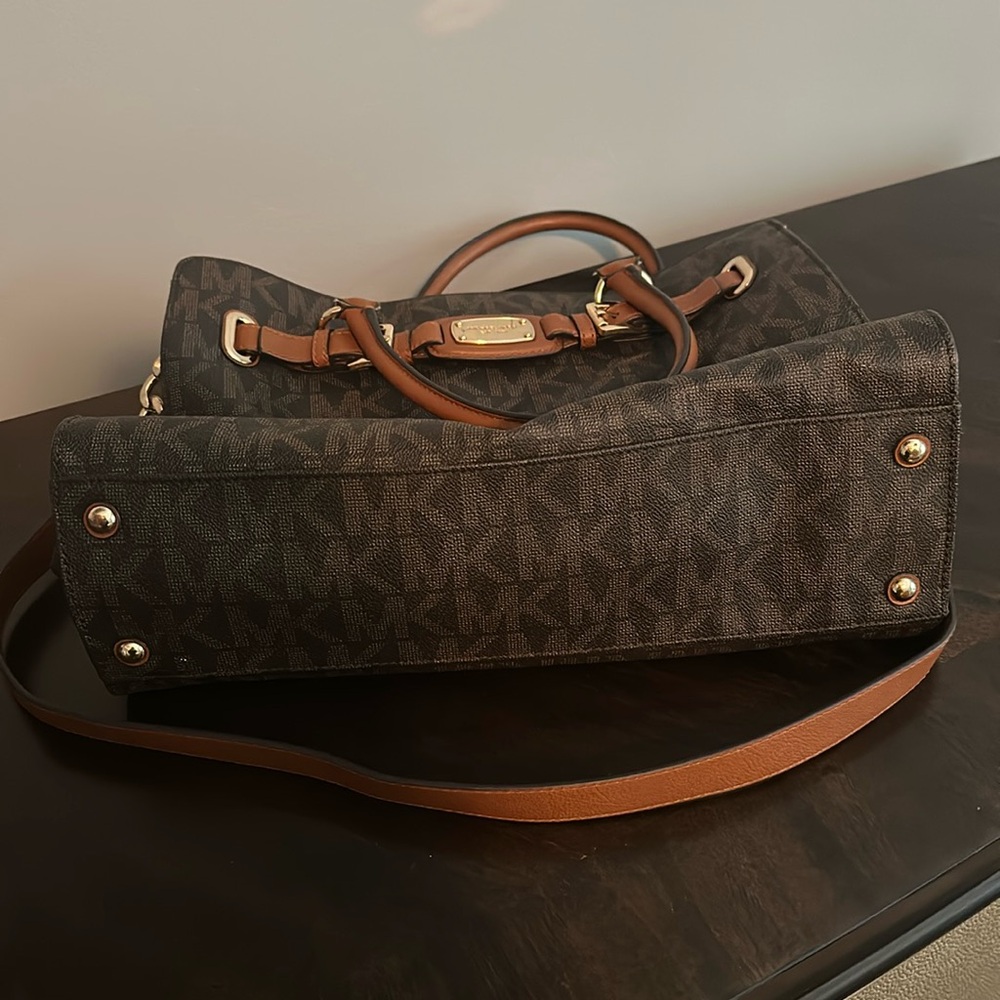 Michael Kors Brown and Tan Shoulder Bags with Signature Monogram - Picture 4 of 6